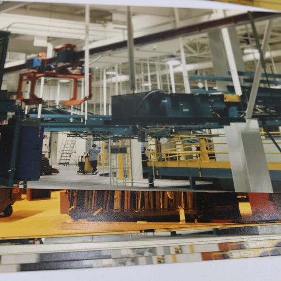 Vintage Photography Aeronautics Airplane Factory Tour United Boeing 1998 - Picture 3 of 6